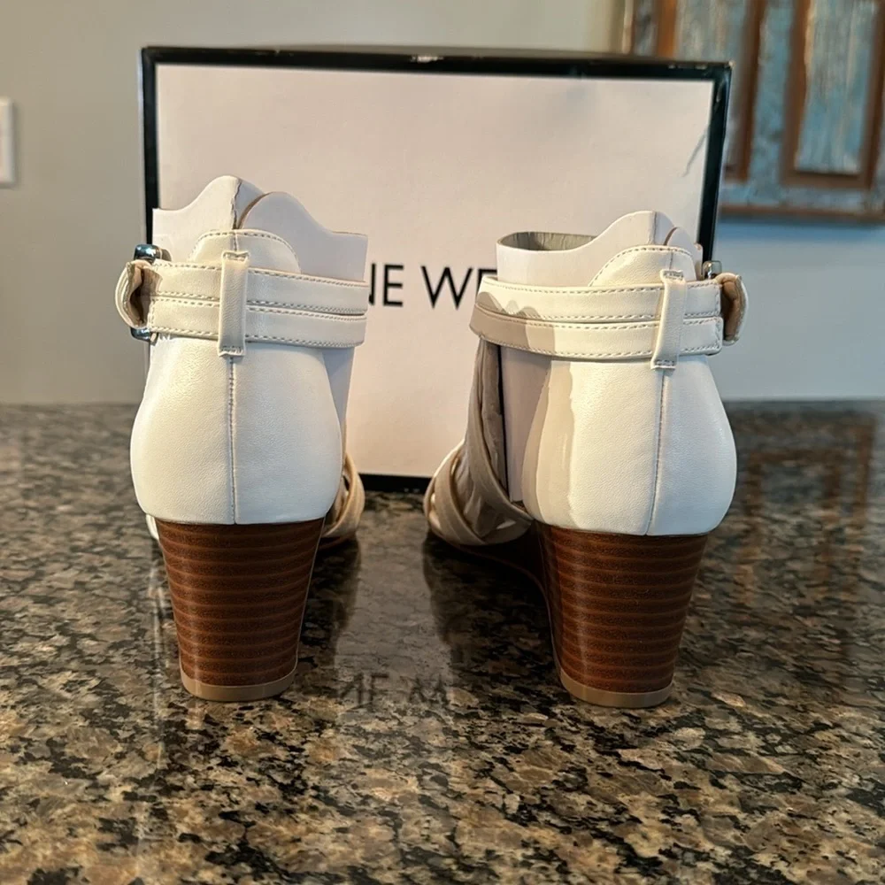 Nine West praline 3 white wedge strap sandal NIB 10.5